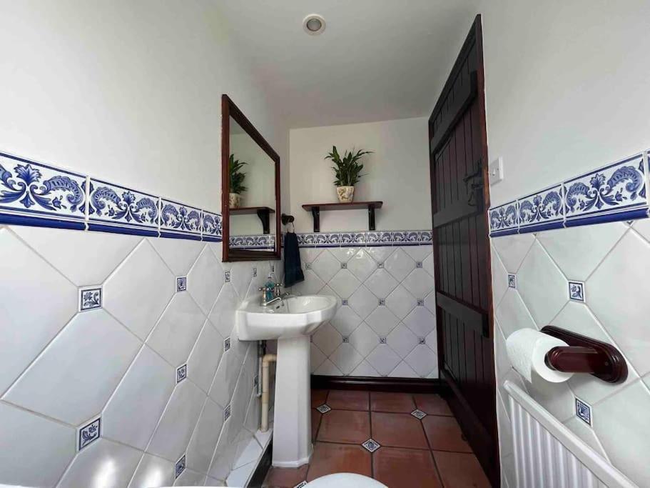 Honeysuckle Cottage, Mickleton Mickleton  Bagian luar foto